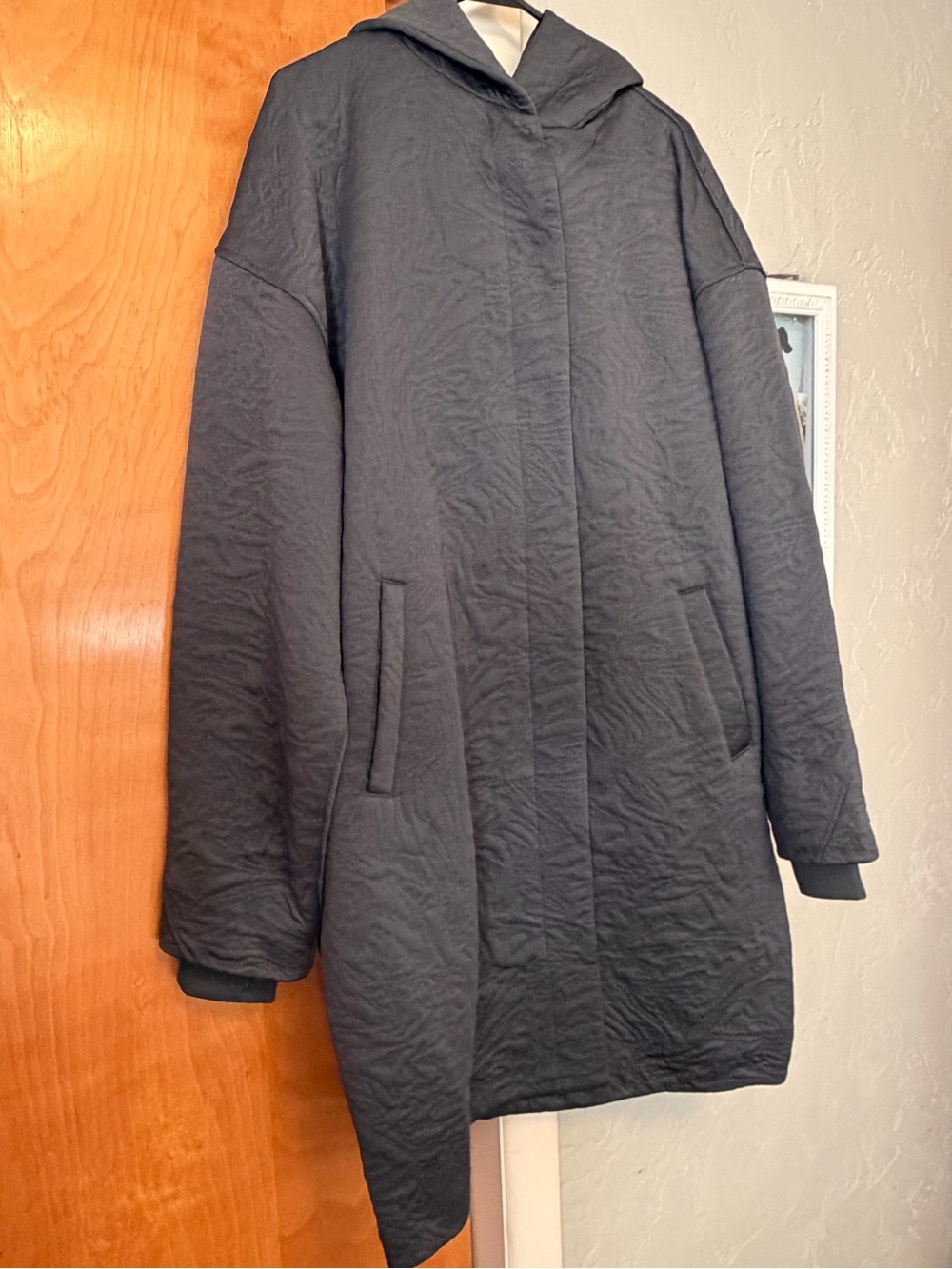 Lululemon Packable Jacquard Knit Wrap - Picture 2 of 6